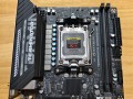 AMD平台首款B850迷你“背插主板”：PCIe x16插槽装在背面