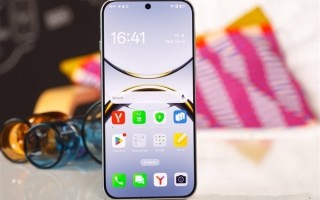 OPPO Find X8 Ultra首发超晶态蓝玻璃+一英寸传感器