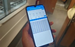 高铁乘务员手中的“智能大脑”：强大功能曝光