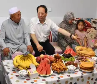 回族开斋节美食：传统风味与节日喜悦的完美融合-第1张图片-芙蓉之城