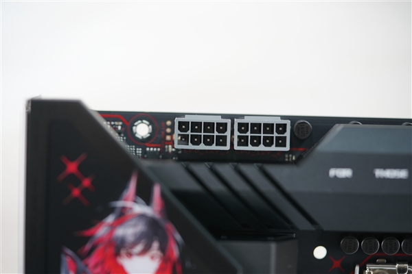 二次元风拉满！华硕ROG STRIX Z890-H GAMING WIFI S主板图赏-第13张图片-芙蓉之城