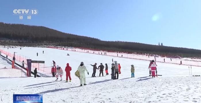 冰雪经济“热”起来 滑雪装备产销两旺！这个冬天你滑雪了吗？-第1张图片-芙蓉之城