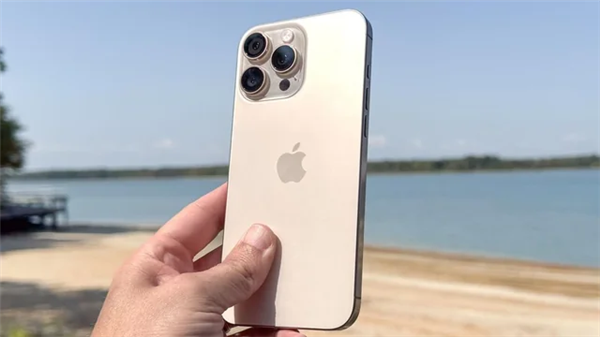 苹果史上第一次：郭明錤曝iPhone 18 Pro系列支持可变光圈-第1张图片-芙蓉之城