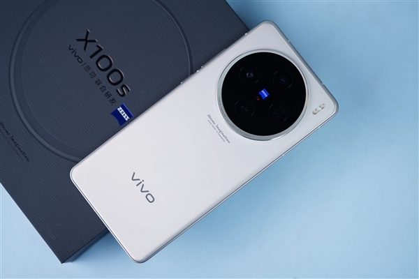 灭霸级影像！vivo X200 Ultra曝光：视频录制能力比肩苹果-第1张图片-芙蓉之城