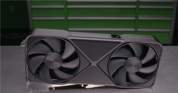 NVIDIA RTX 5090公版显卡官方开箱：包装设计彻底改变！-第8张图片-芙蓉之城