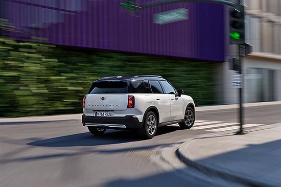 续航提升 Mini Countryman E单电机版发布-第4张图片-芙蓉之城