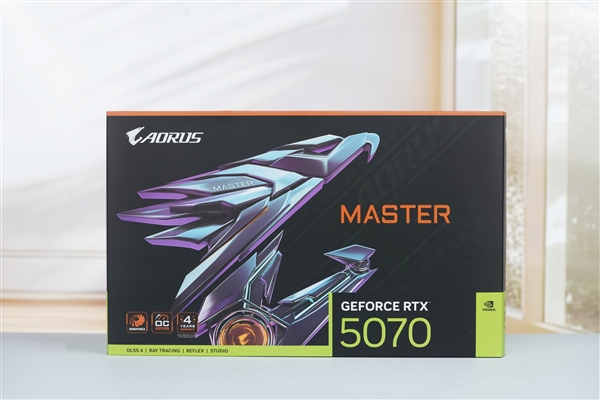 自带炫酷色彩！技嘉RTX 5070 MASTER显卡图赏-第21张图片-芙蓉之城