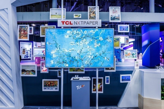 科技风向标！TCL实业携全新智能移动通讯产品闪耀MWC 2025-第3张图片-芙蓉之城