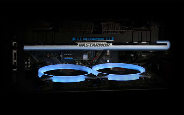 4999元 瀚铠Radeon RX 9070 XT合金：三风扇设计-第2张图片-芙蓉之城