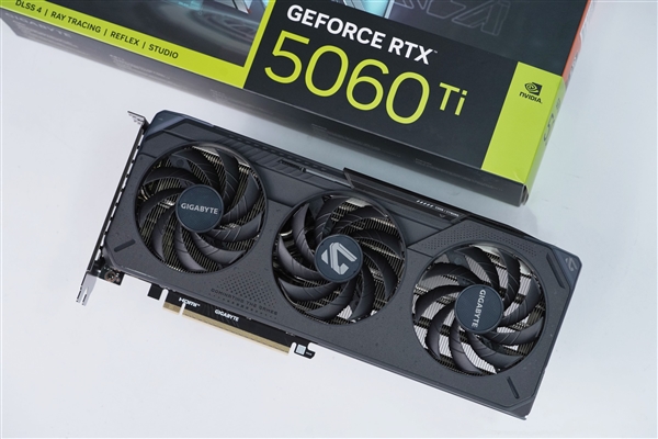 巧妙滑块设计！技嘉RTX 5060 Ti GAMING OC 16GB魔鹰图赏-第2张图片-芙蓉之城