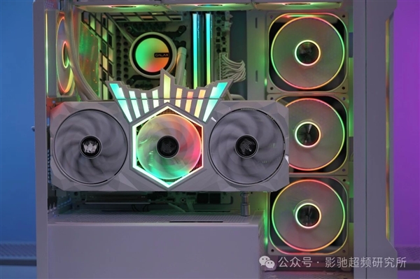 首款双12V-2x6供电创9项纪录！影驰RTX 5090D HOF OC LAB正式上市：26099元起-第6张图片-芙蓉之城