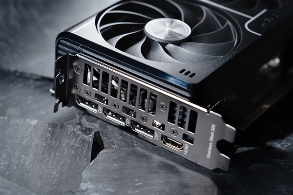 强力甜品！华硕RTX5060 Ti显卡DLSS4轻松战2K光追-第9张图片-芙蓉之城