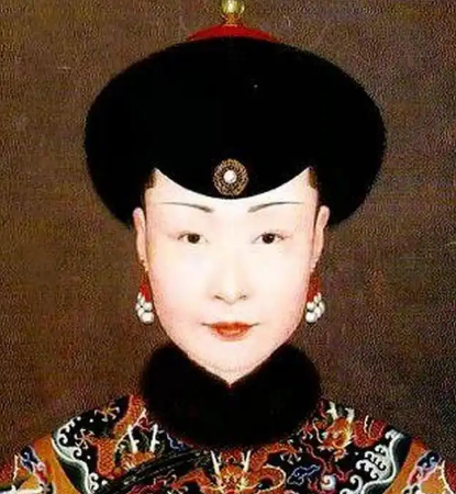 乾隆与继后那拉氏：一场始于爱情幻灭的皇权悲剧-第1张图片-芙蓉之城