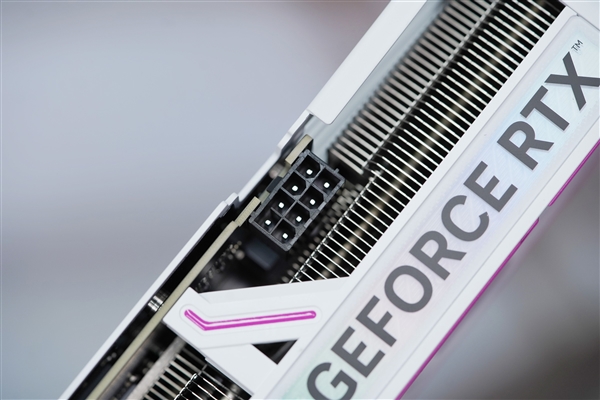 七彩虹iGame RTX 5060 Ti Ultra W DUO 16GB OC显卡图赏-第13张图片-芙蓉之城