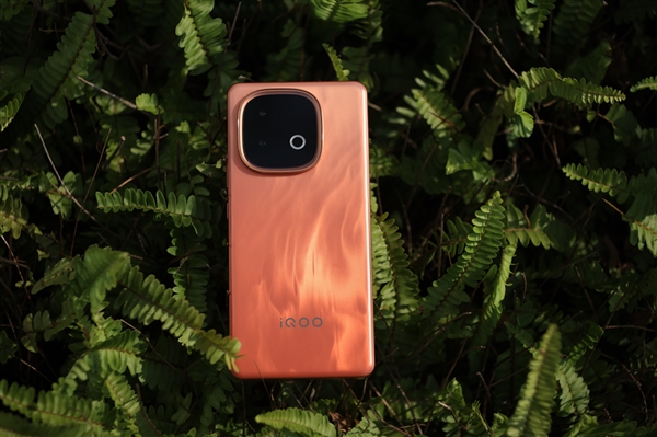 iQOO Z10 Turbo Pro首发华星C9+屏幕：素质对标Ultra-第3张图片-芙蓉之城