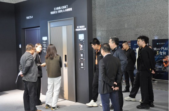 “王力杯”大学生直播系列活动全国启动 王力安防打造返乡创业新模式-第5张图片-芙蓉之城