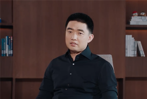辅助驾驶安全引争议 李想：黎明之前总会经历黑暗-第1张图片-芙蓉之城