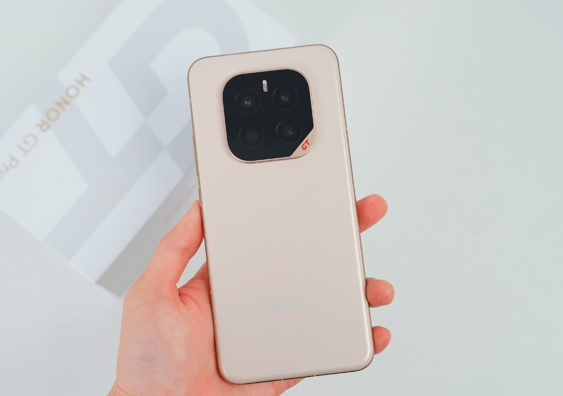 2025国补后，“销量爆棚”的4款手机，16GB+512GB“价真香”-第2张图片-芙蓉之城