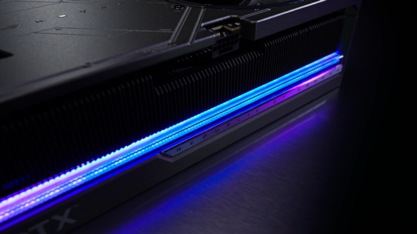 游戏工作两手硬！ROG ASTRAL 夜神 RTX 5080显卡-第13张图片-芙蓉之城